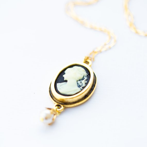 Black Cameo Pendant Necklace